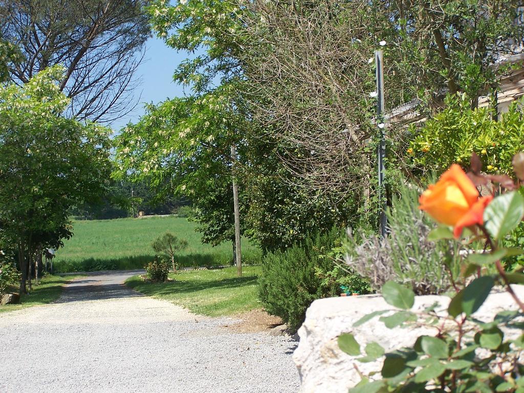 Domaine Capiet Bed & Breakfast Courpiac Exterior foto